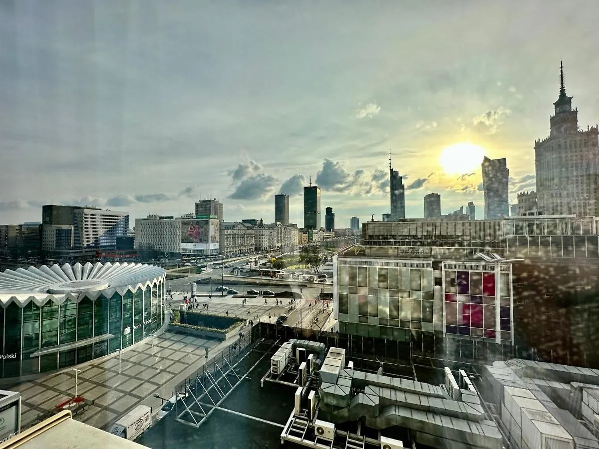 View Metro Wifi 1Gb 80'Tv Netflix Disney+ Hbo Warszawa Lejlighed