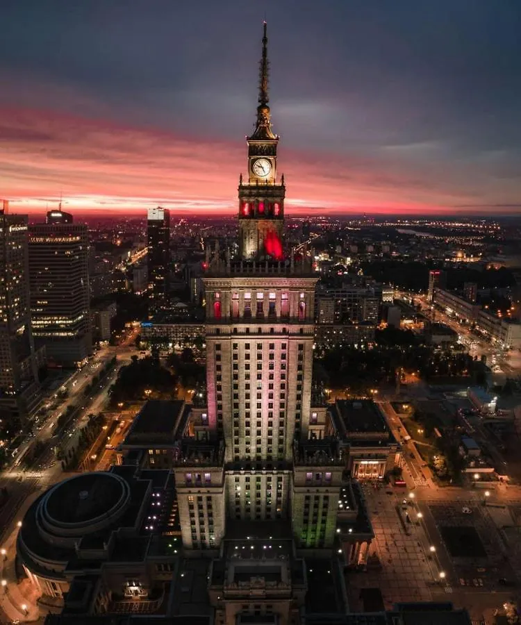 View Metro Wifi 1Gb 80'Tv Netflix Disney+ Hbo Warszawa